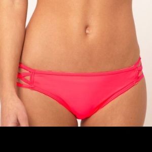 ASOS Lattice side Hipster Bikini Pant! 👙